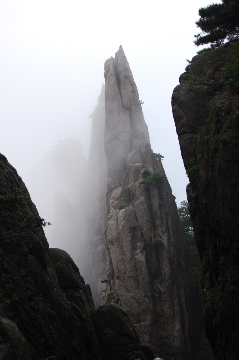 大美黄山合掌峰