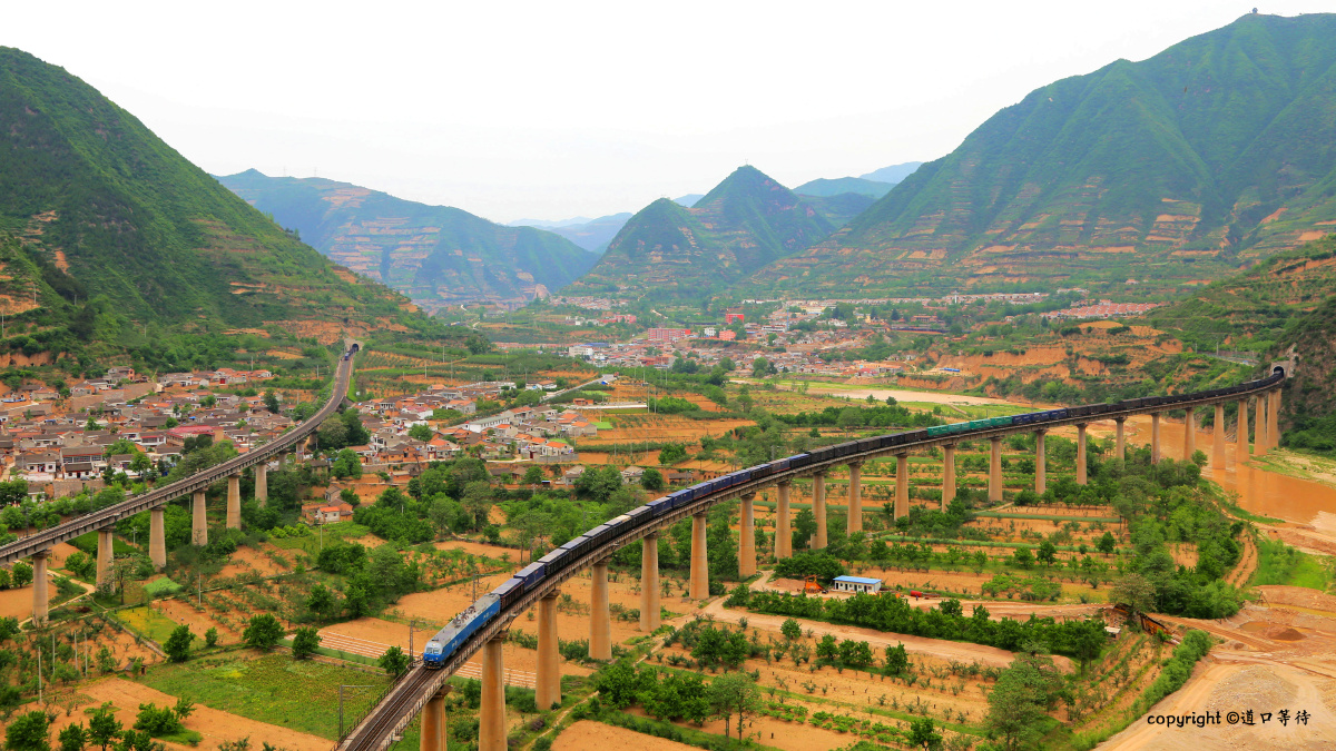 宝天铁路拓石段