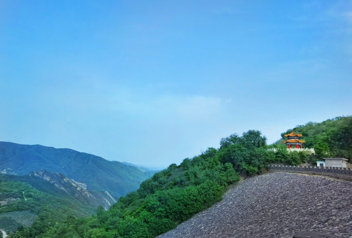 北京昌平蟒山森林公园 天池