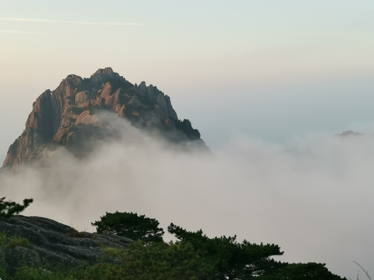 黄山奇松怪石日出日落云海奇观