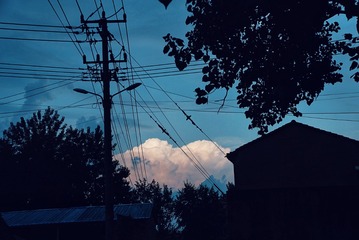 1685905