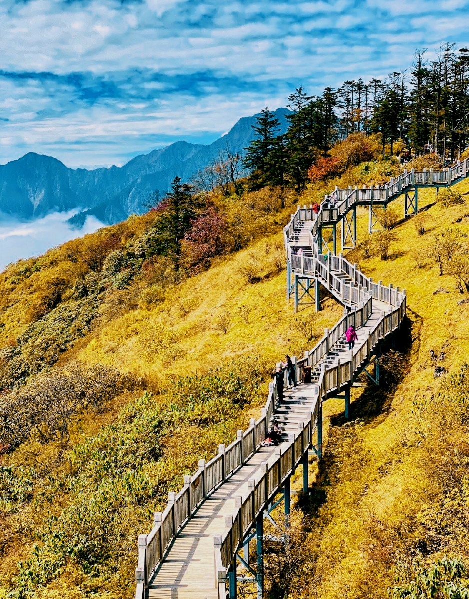 成都西岭雪山滑雪场