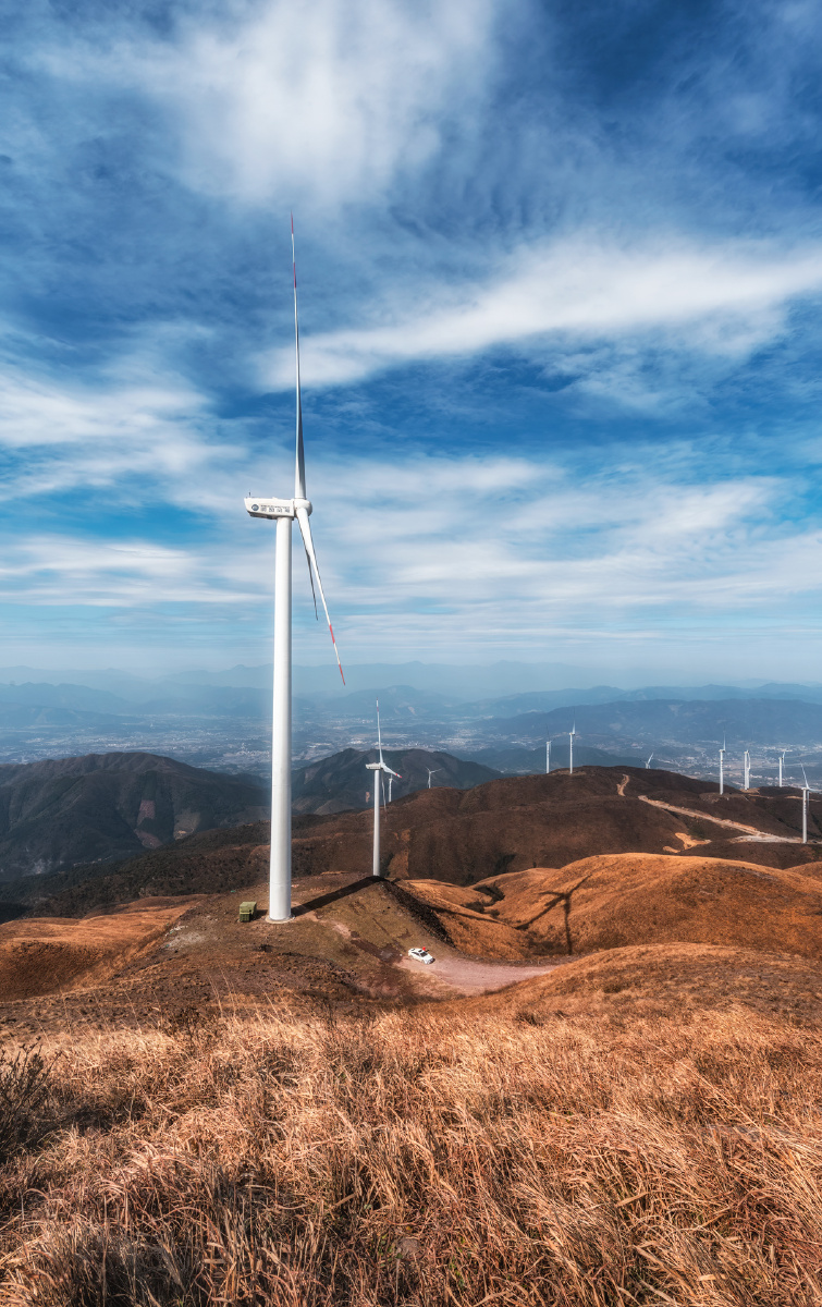 大风车摩天岭风力发电站