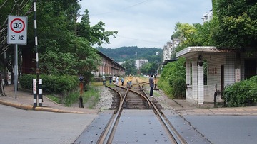 266027