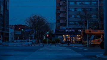 827737