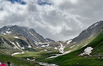 20256110-17F8-48D4-879F-F9A4F85FE05B/L0/001