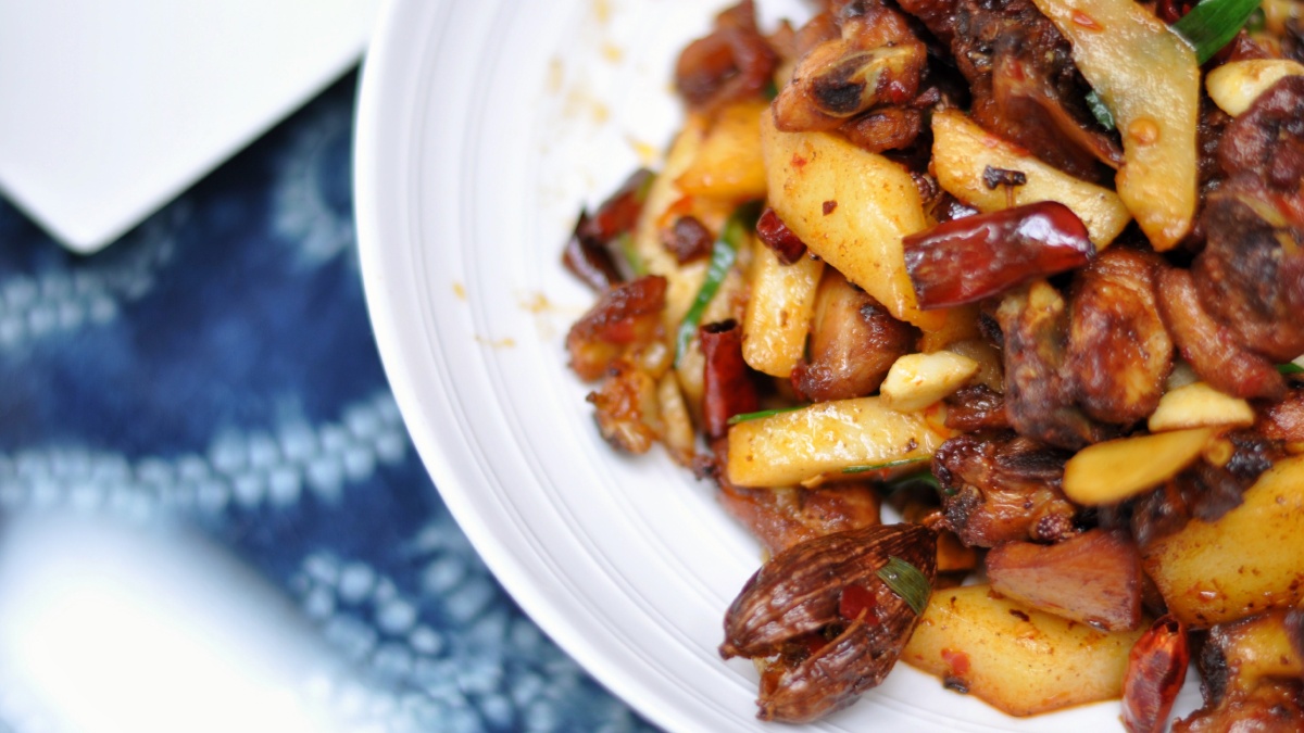 喜洲古镇的饵块鸡