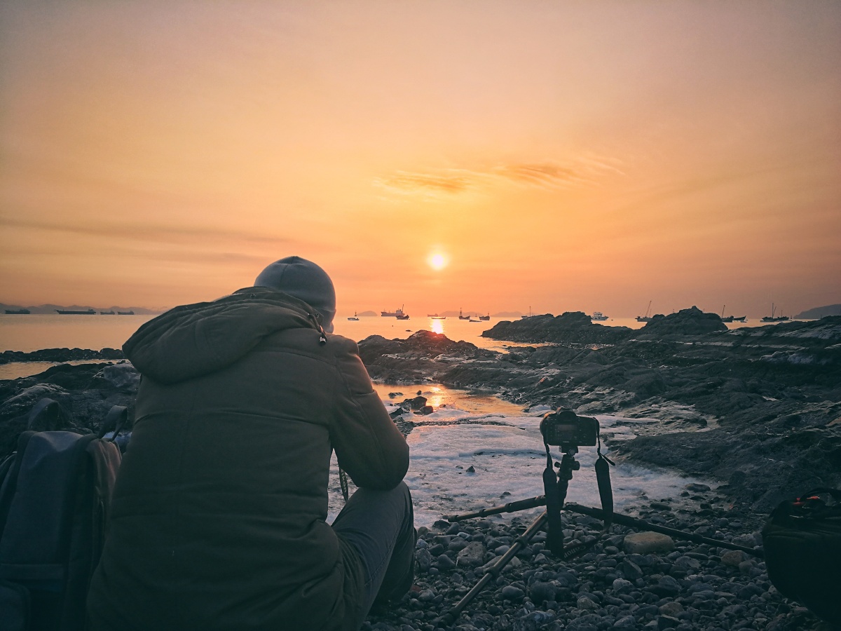 日出风光看海摄影    打开微信,使用"扫一扫"即可将网页分享之朋友圈