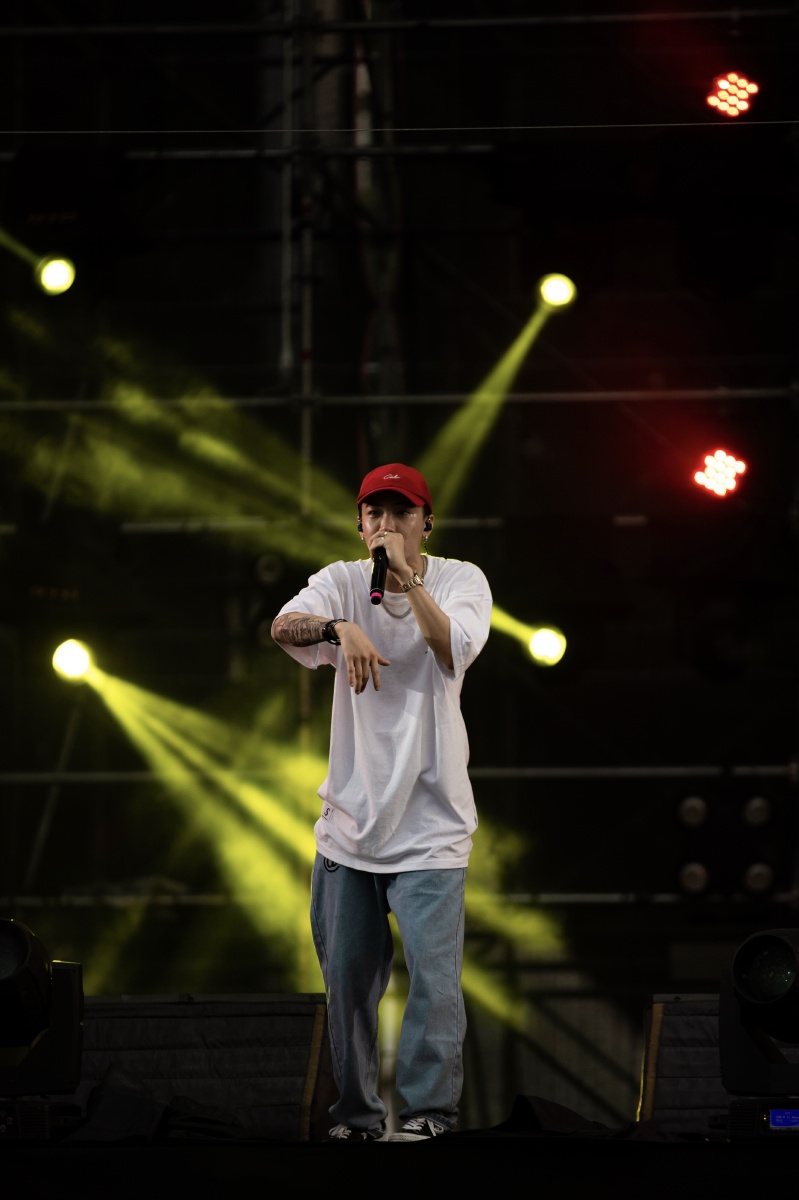 草莓音乐节杭州站tizzyt