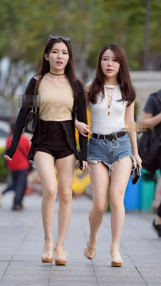 第一波美女街拍精选速来围观