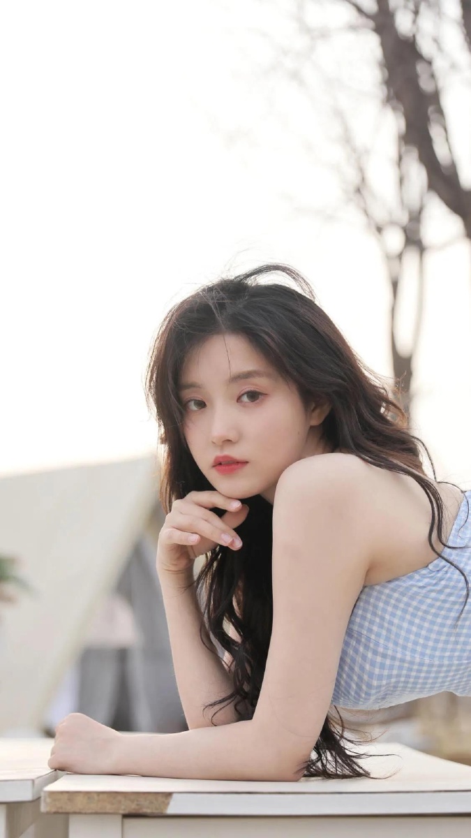 清纯可爱美女网络来源侵删