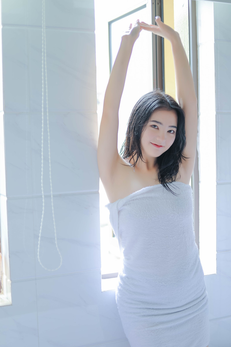 美女出浴9网络来源侵删