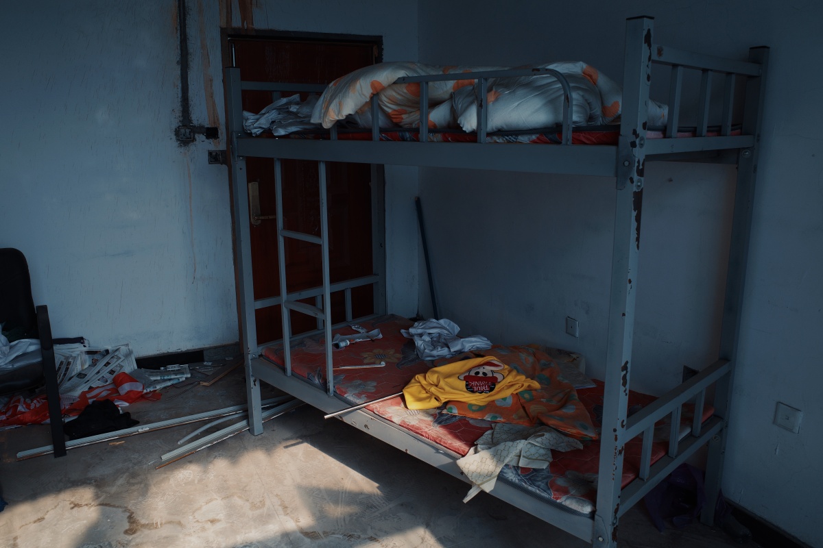 探险废弃的养老院如今已经破败不堪