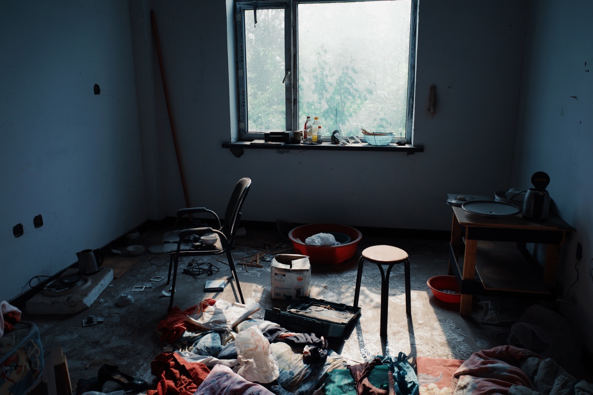 探险废弃的养老院如今已经破败不堪