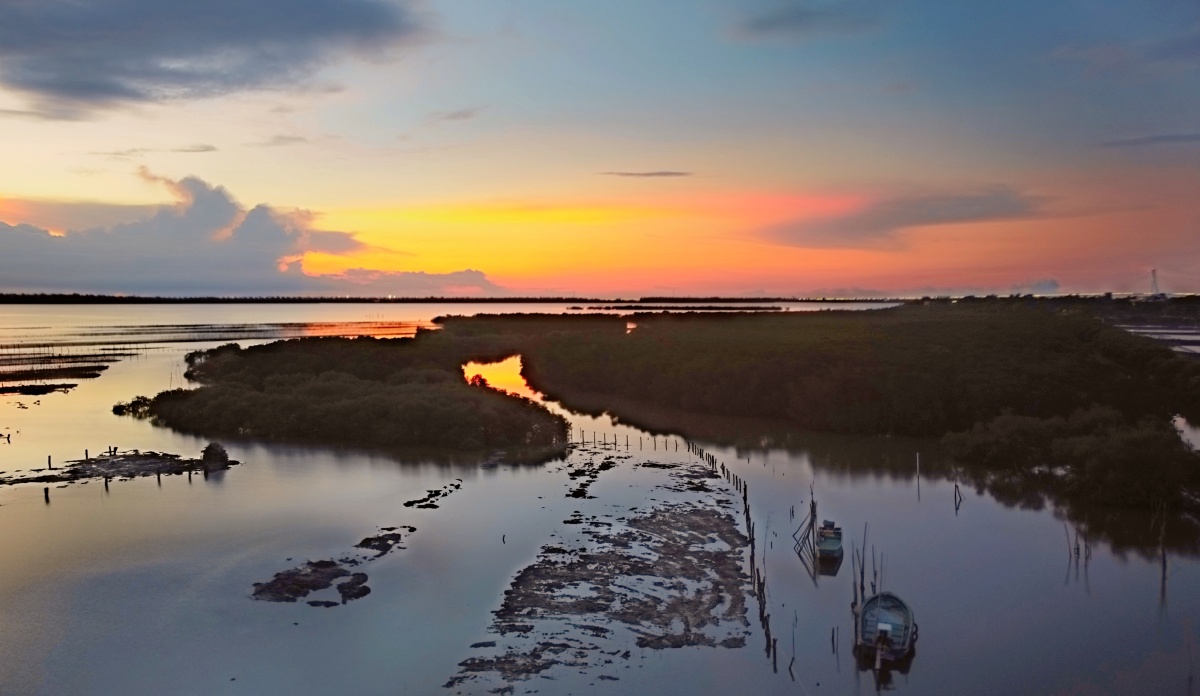 石路村夕阳静谧之美