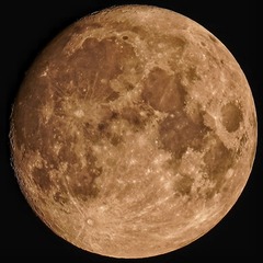 707677