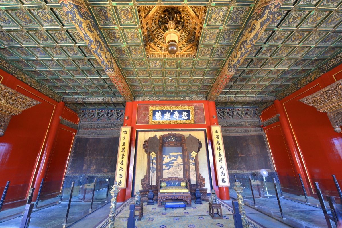 北京故宫博物院寿康宫内是太后太妃们的居住之所乾隆帝生母崇庆皇太后