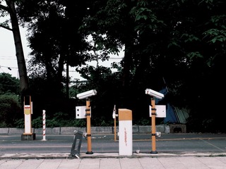 54B21F64-DD84-4907-A927-2130BEE58AC9/L0/001