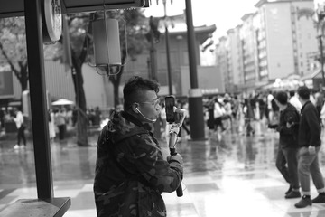 EABCECA3-F1A1-4096-BAE9-98283D5C798C/L0/001