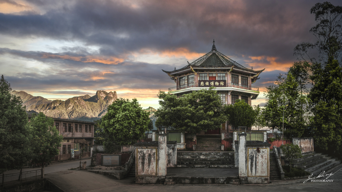 繁华落尽-记忆之城知子罗村 - 独自散步 - 图虫