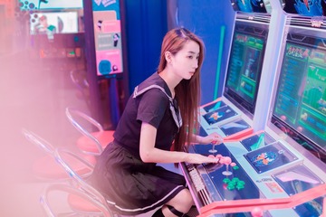 2550633