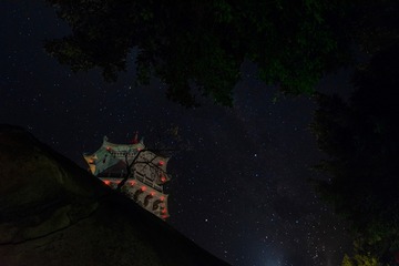 星空玄武山塔