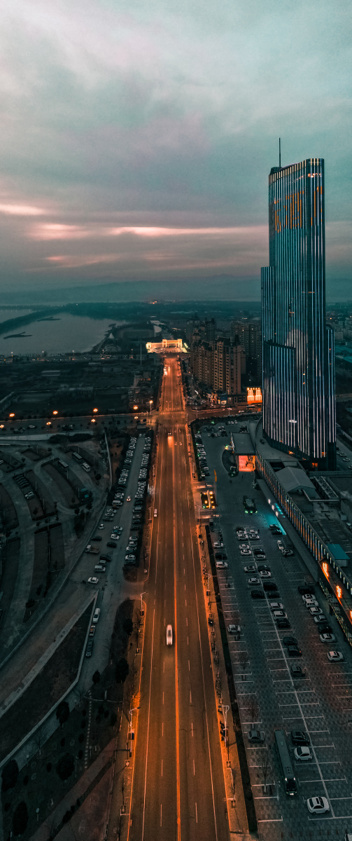 三门峡传媒大厦你们喜欢哪个色调