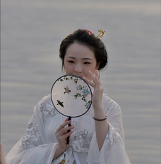 1711338