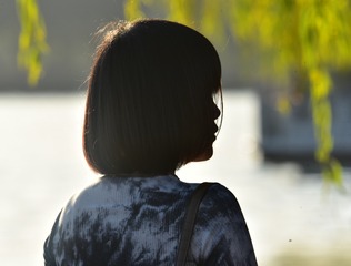 1712303
