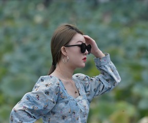 1710256