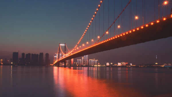 南光的最新作品