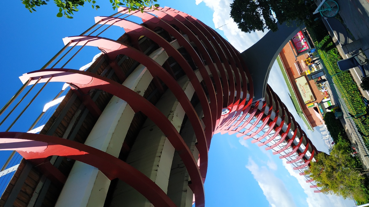 海边的过街天桥厦门曾厝垵