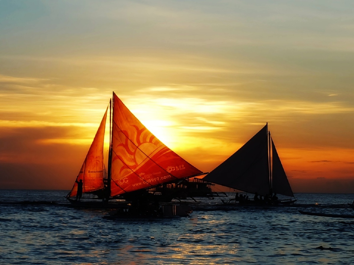 海风习习日落风帆