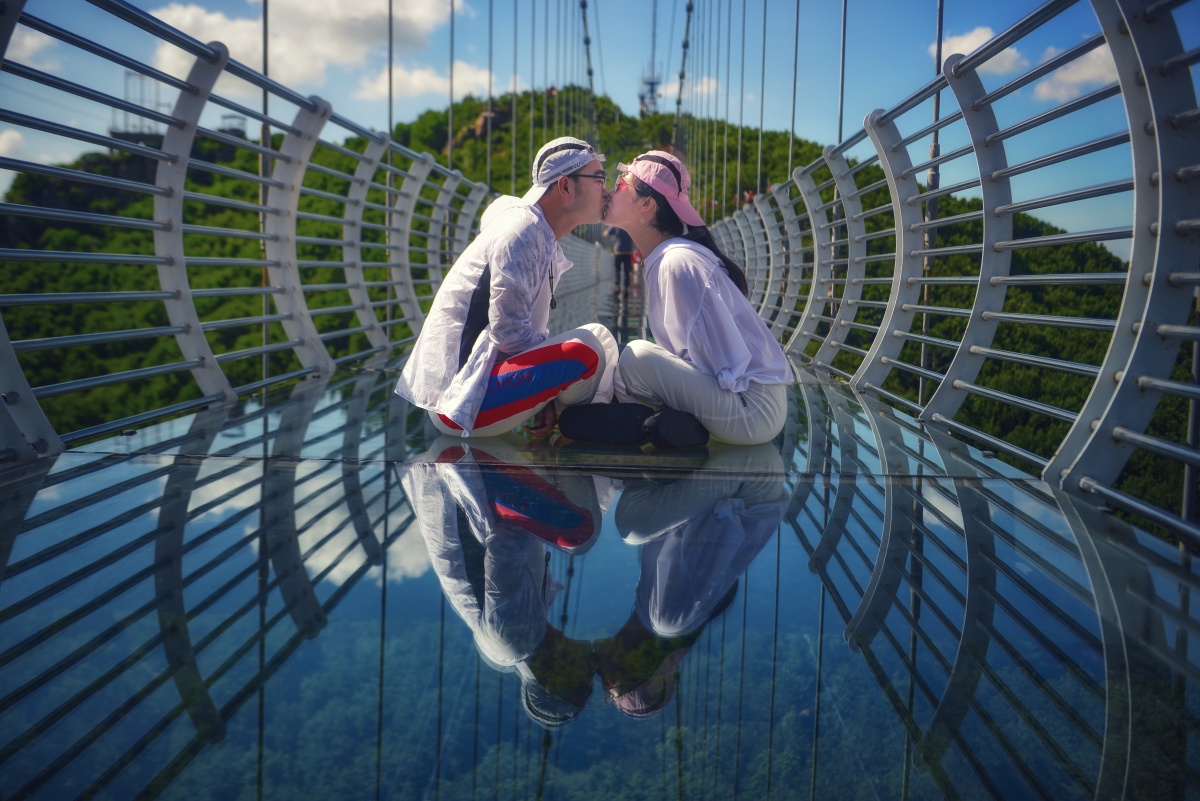 延吉琵岩山玻璃栈道自拍