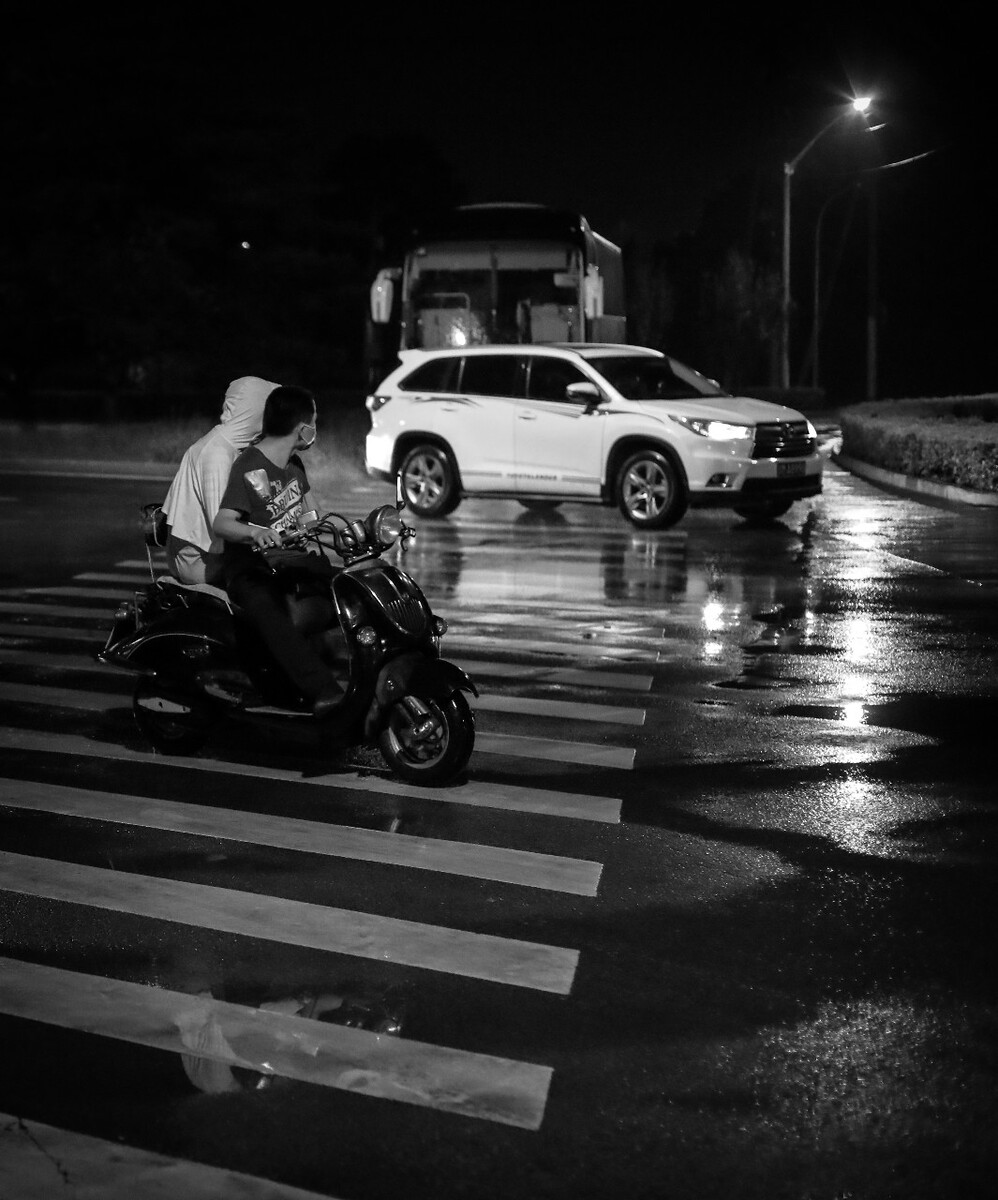 风雨同车?