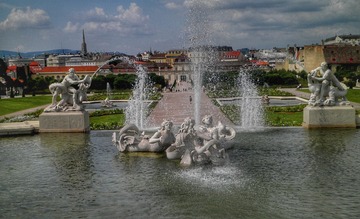 1045708