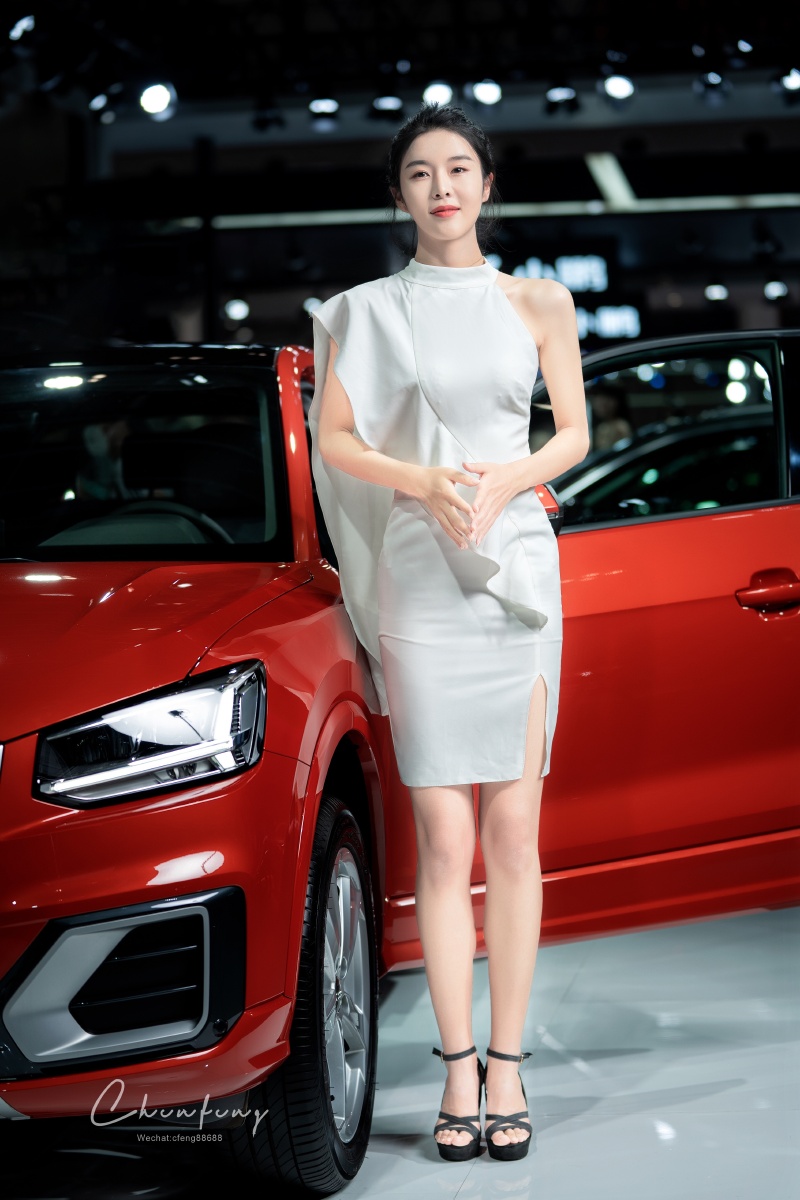 2020昆明国际汽车博览会奥迪模特郝文婕