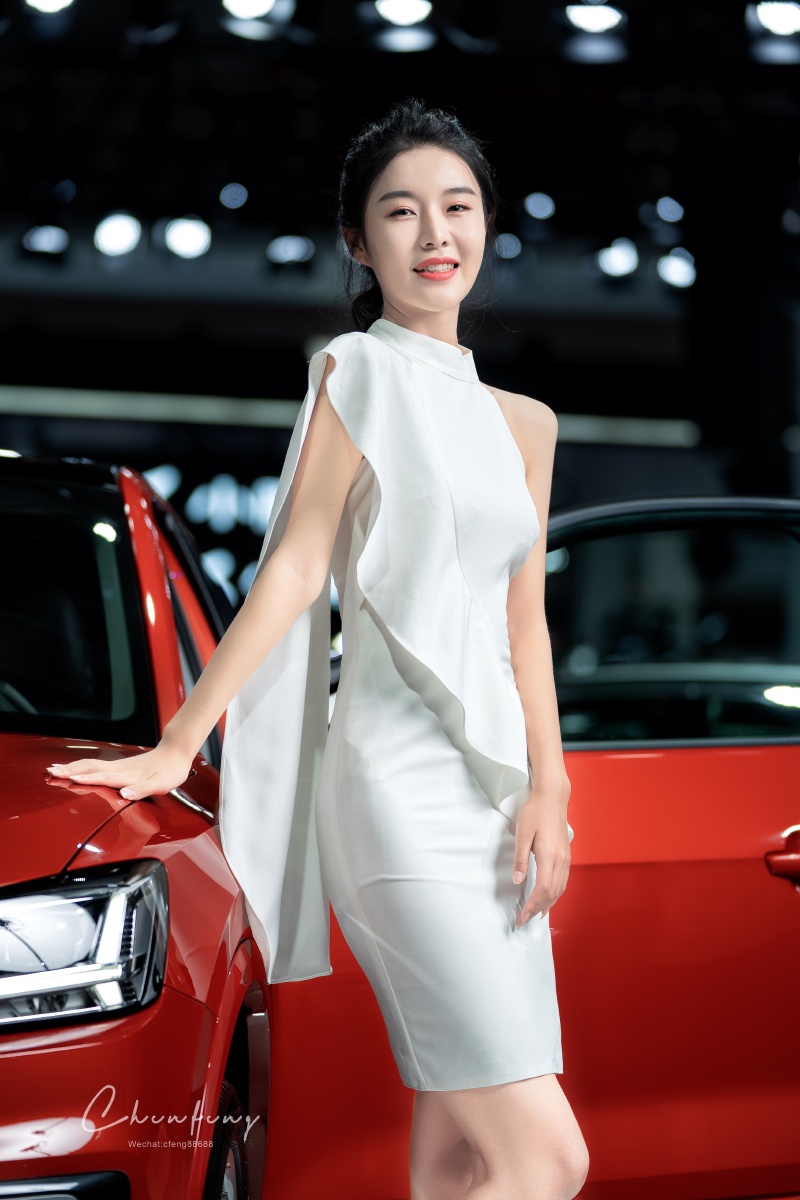 2020昆明国际汽车博览会奥迪模特郝文婕