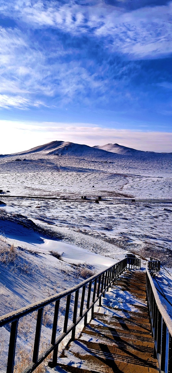 乌兰哈达火山冬季雪景