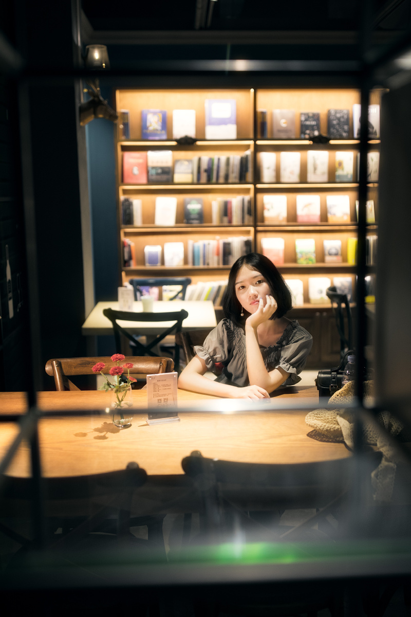 午茶时光与书相伴