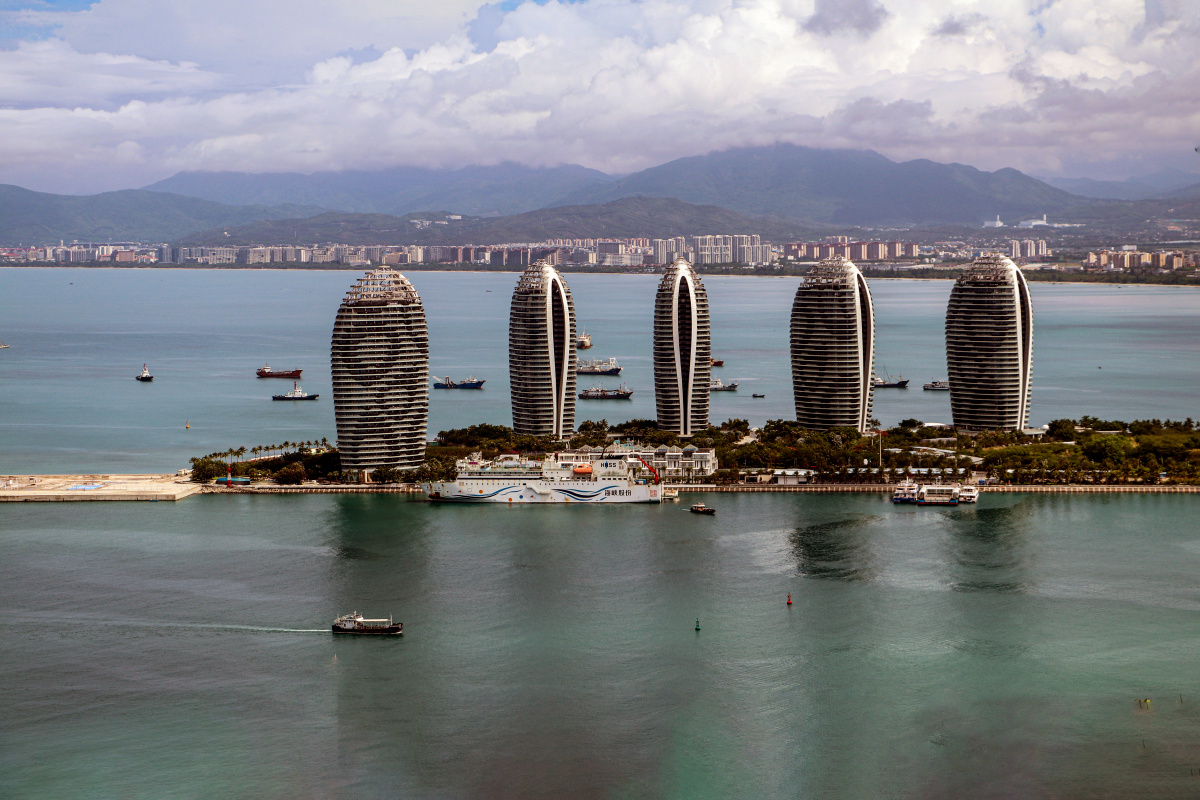 三亚大东海旅拍摄影木每