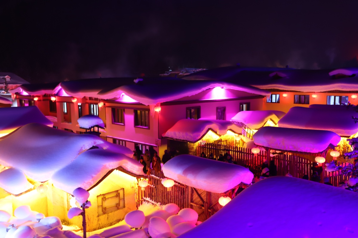 发一组去年冬天在东北雪乡拍的照片这个地方可谓是现实中的童话小镇