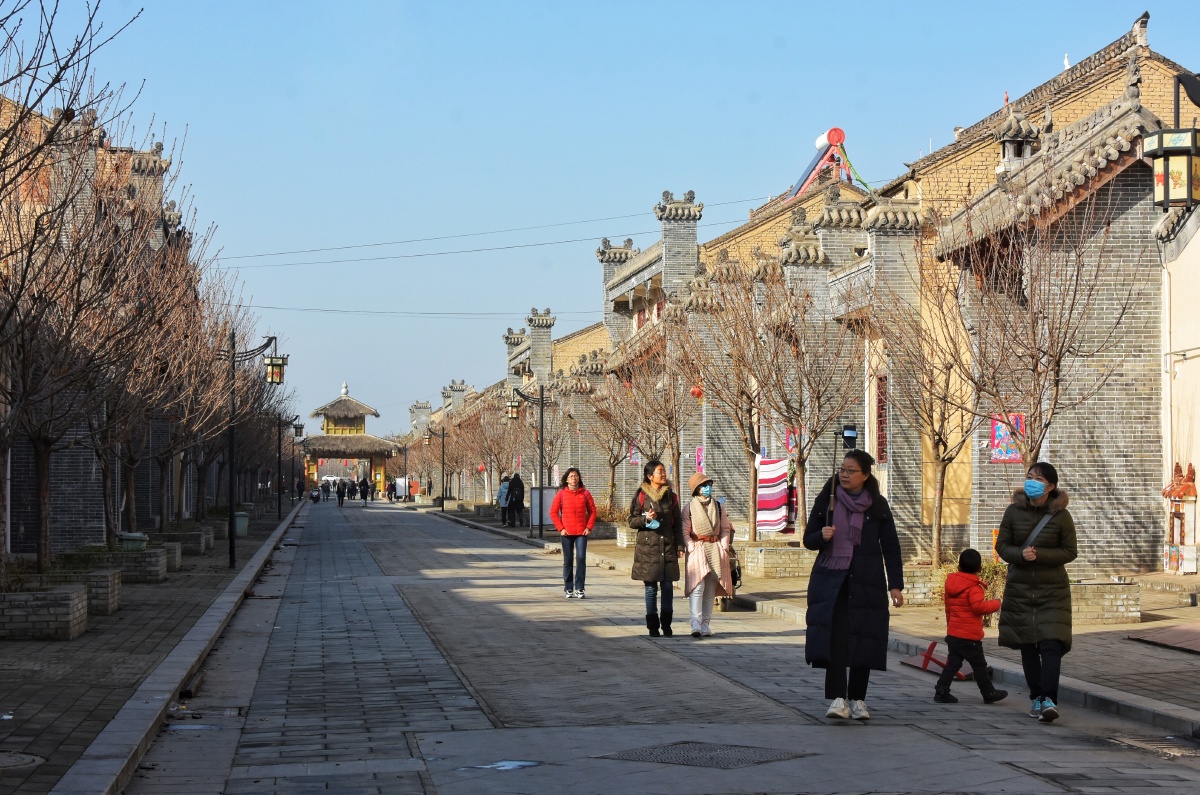宝鸡凤翔县泥塑村中国泥塑文化第一村彩绘泥塑是第一批国家级非物质