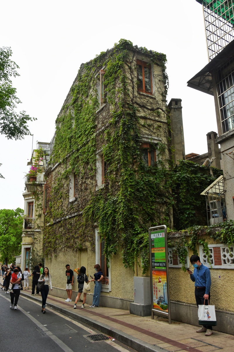 广州东山口历史建筑区现存400多栋西洋式洋房别墅是广州规模较大的