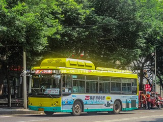 893227