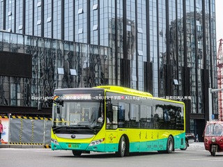 893224