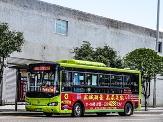 893247