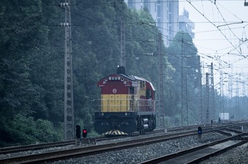 2697049