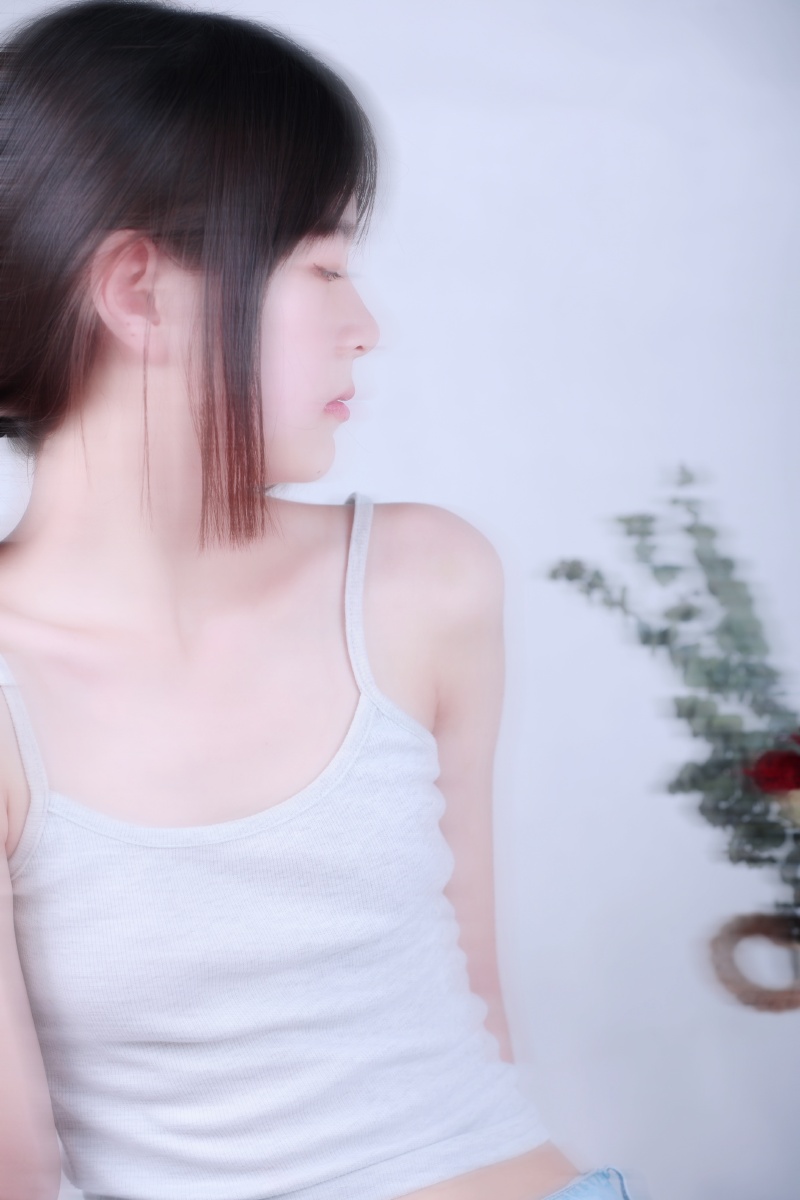 这次拍的是妹妹年轻的妹妹