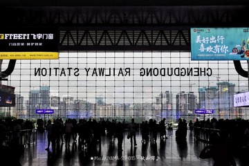 715796